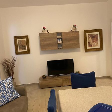 Bnb Milano Dipinta Di Blu Eksteriør bilde